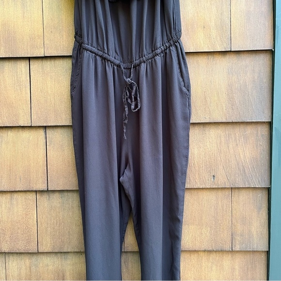 Old Navy Ruffled Off The Shoulder Black Ankle Length Jumpsuit Size Small - Picture 6 of 16